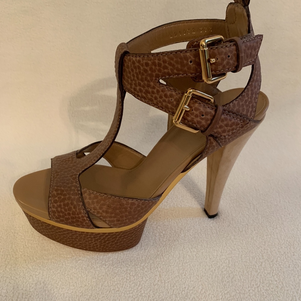 GUCCI Shoes